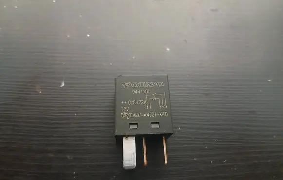 Volvo XC90 Other relay 9441161 020472A A4001X40