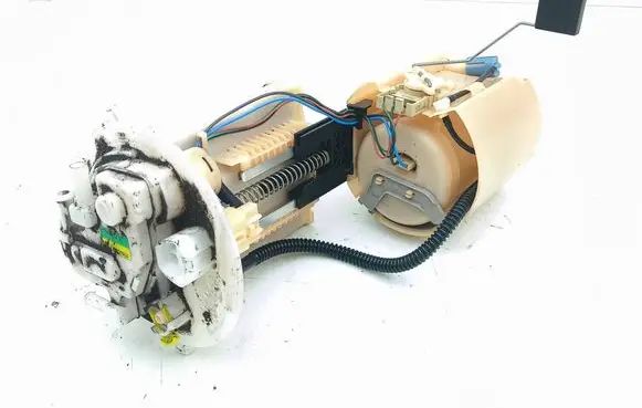 Toyota Prius (XW50) In-tank fuel pump 7702047140