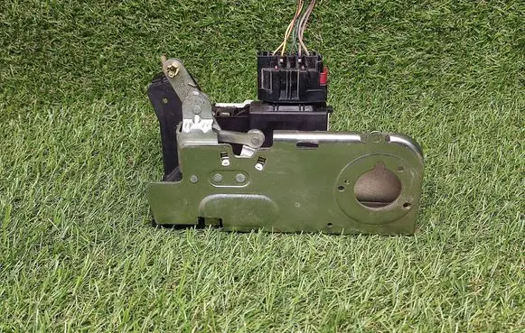 Ford Transit Rear door lock YC15V43288FP