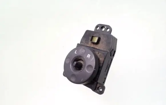 KIA Carens II Wing mirror switch 202005064