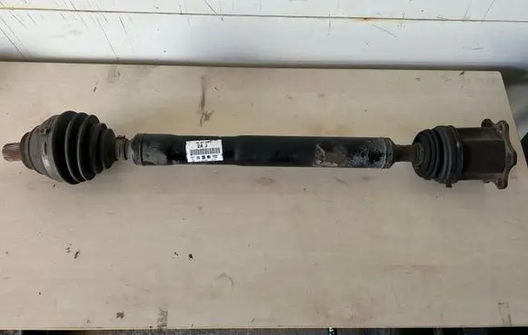 Volkswagen Eos Front driveshaft 1Q0407272A