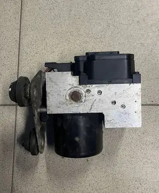 Mercedes-Benz A W168 ABS Pump a0034317412