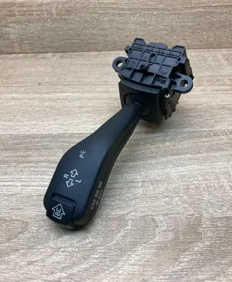 BMW X5 E53 Indicator stalk 8363668 01104010 WITHPLUG