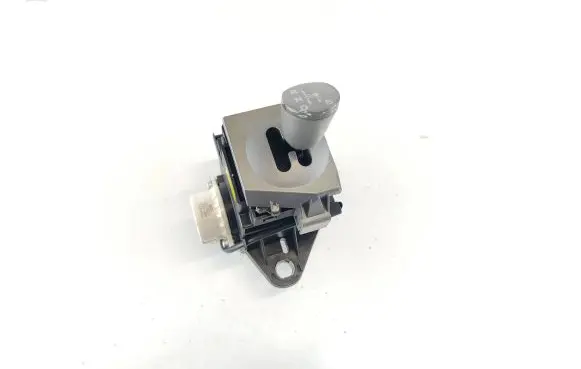 Toyota Prius (XW20) Gear shifter/selector 1923002020