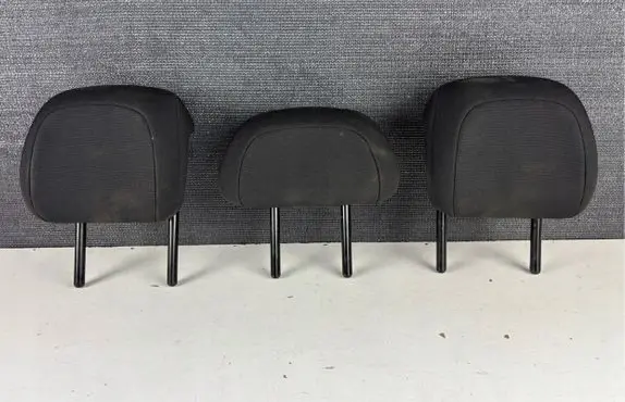 Citroen C4 II Rear seat headrest C4B7