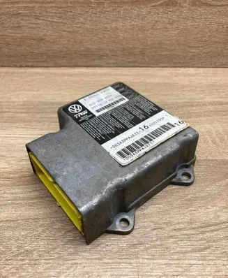 Volkswagen PASSAT B6 Airbag control unit/module 3C0909605K 391131