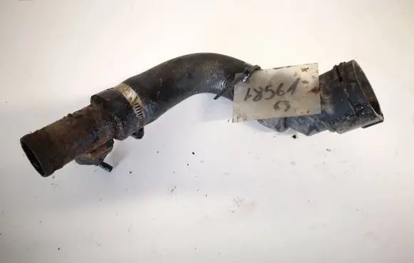Audi A4 S4 B5 8D Engine coolant pipe/hose 8d0121101j
