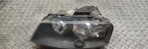 Audi A3 S3 8P Headlight/headlamp 8P0941003L