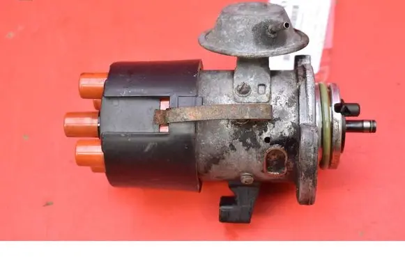 Volkswagen Golf II Spark distributor 