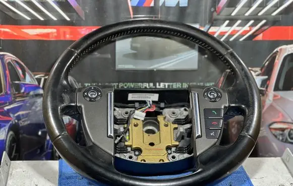 Land Rover Discovery 4 - LR4 Steering wheel AH223600BB