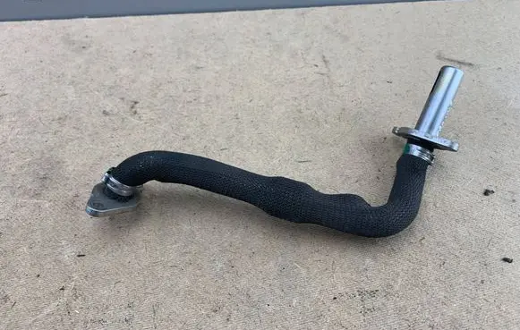 BMW 3 E90 E91 EGR valve line/pipe/hose 11717563242 7563242
