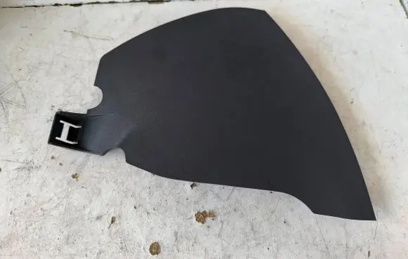 Renault Trafic III (X82) Dashboard lower bottom trim panel 689200230R 93452500 1259225X