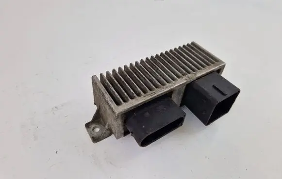 Renault Master III Glow plug pre-heat relay 8200558488 8200558488A RCS812