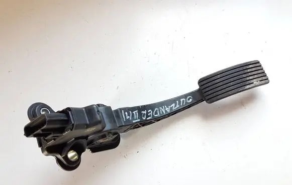 Mitsubishi Outlander Accelerator throttle pedal MN101544 06188B1B 44346757446