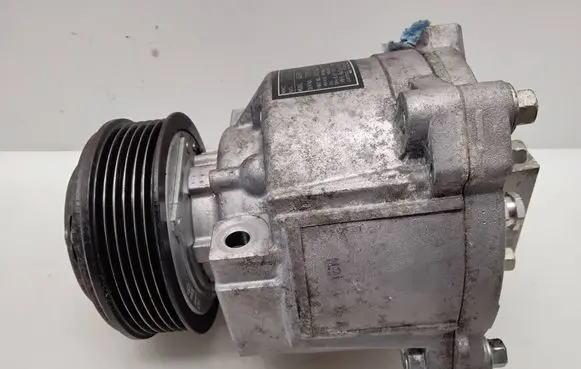 Mitsubishi Eclipse Cross Air conditioning (A/C) compressor (pump) 7813A801 AKV200A419J