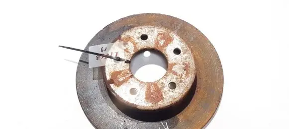 Nissan Primera Rear brake disc neventiliuojamas