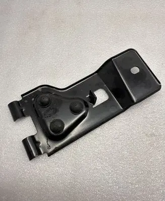 Battery bracket