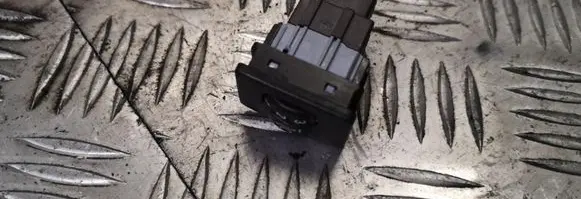 Toyota Avensis T270 Headlight level height control switch 8415202040