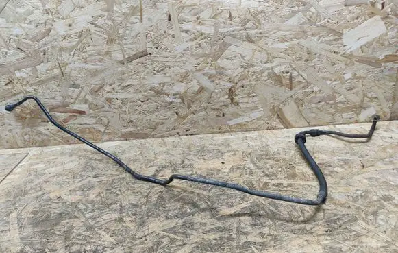 Mercedes-Benz E AMG W211 Gearbox oil cooler pipe/hose 