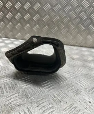 Opel Insignia A Air intake hose/pipe 55561770 7181018