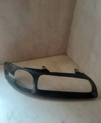 Ford Focus Front bumper lower grill 06010069