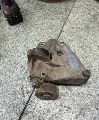 BMW 3 E46 Alternator belt tensioner 7371857