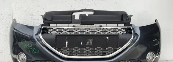 Peugeot 208 I Front bumper 9672794477