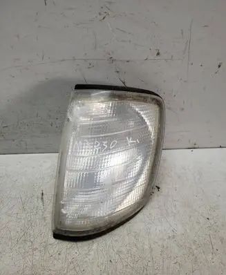 Mercedes-Benz E W124 Front indicator light