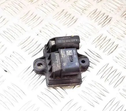 Mercedes-Benz E W212 Glow plug pre-heat relay 0522120204 A6519005502