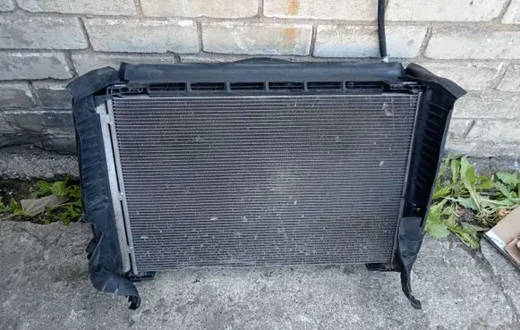 Mercedes-Benz C W205 Radiator set A0999061000