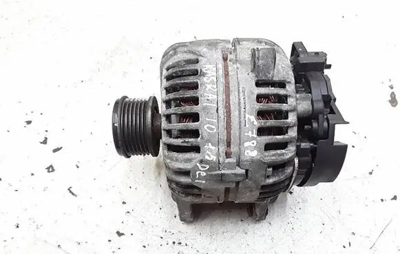 Nissan Qashqai Generator/alternator 8200728292 0124525140