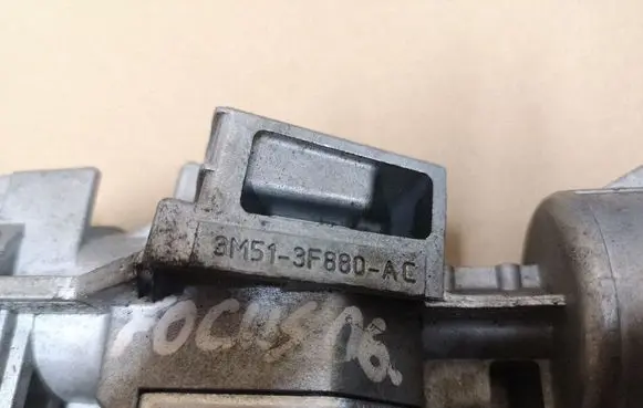 Ford Focus Ignition lock 3M513F880A