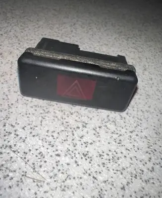BMW 5 E39 Hazard light switch 8350947