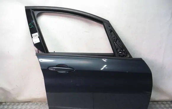 BMW 2 F46 Front door