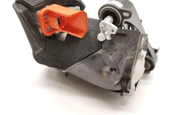 Tesla Model Y Air conditioning (A/C) compressor (pump) 1582668-00-H