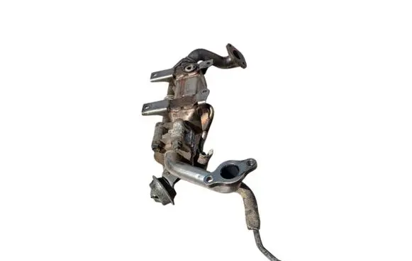 Toyota Avensis T250 EGR valve cooler 13063850002