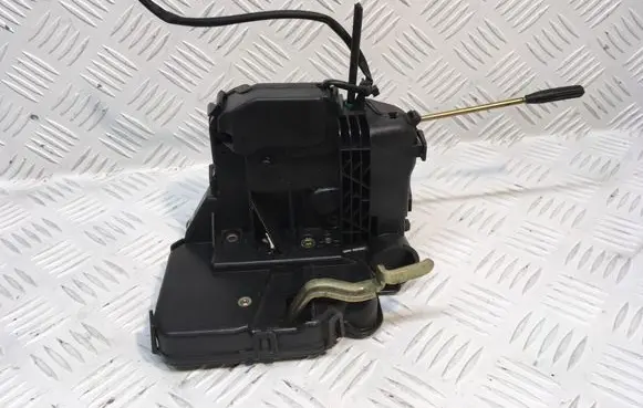 Mercedes-Benz CLK A209 C209 Front door lock 2097200335
