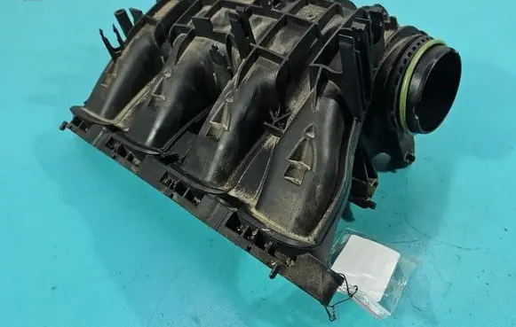Volkswagen Tiguan Intake manifold 05E129709F IMPRK1554958