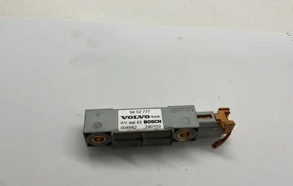 Volvo V50 Airbag deployment crash/impact sensor 9452777 240703 004982