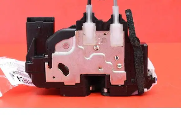 Hyundai i20 (GB IB) Front door lock 81320-1J030