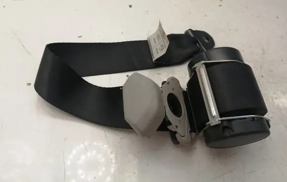 Toyota Verso Third row seat belt 735700F020B0 735700F020