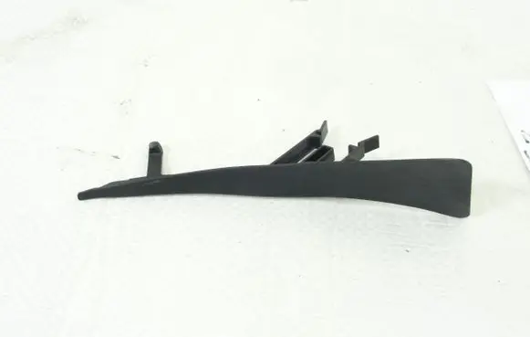 Volvo XC60 Fender end trim 32219167