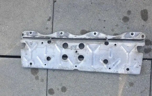 Tesla Model S Other under body part 