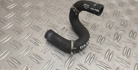 Engine coolant pipe/hose