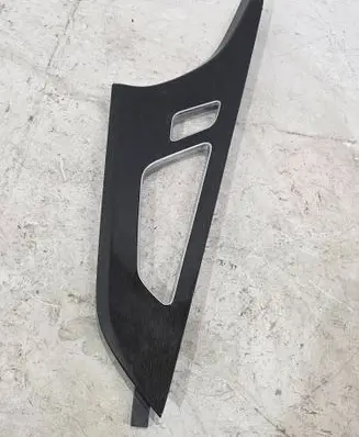Audi Q8 Trim molding 4M8867440J 4M8867440