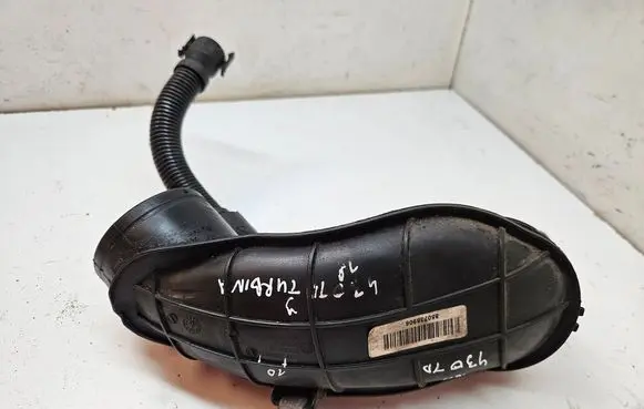 BMW 4 F36 Gran coupe Turbo air intake inlet pipe/hose 7807493