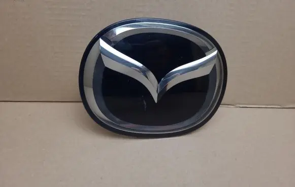 Mazda 6 Manufacturer badge logo/emblem GHR651730