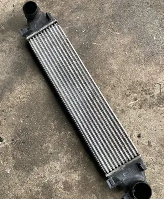 Volvo XC60 Intercooler radiator 31273910