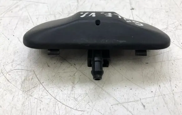 Volkswagen Golf VI Windshield washer spray nozzle 
