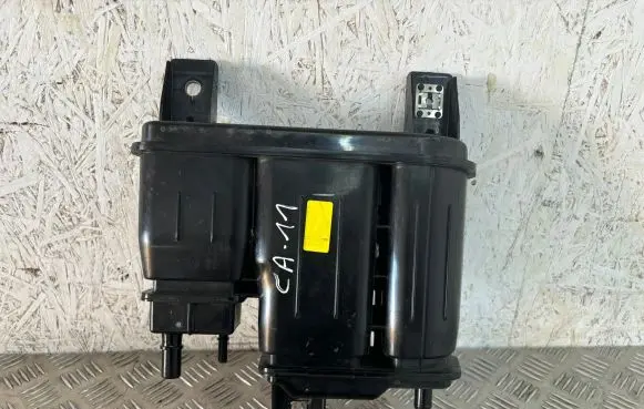 Active carbon filter fuel vapour canister